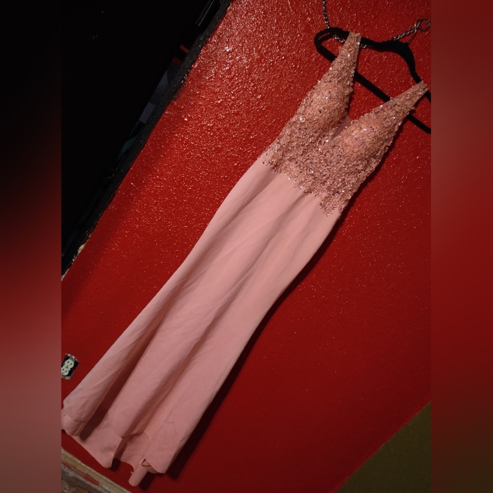 Pink maxi dress with sequins (formal/prom) - Picture 5 of 5